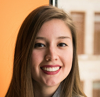 Fotografía de Victoria Lawson, Directora Financiera y conductora de una empresa dedicada al trading financiero